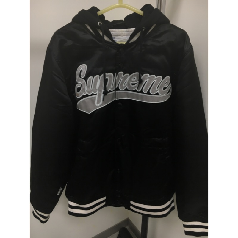 Supreme hooded black satin varsity jacket 棒球外套Drake 連帽外套