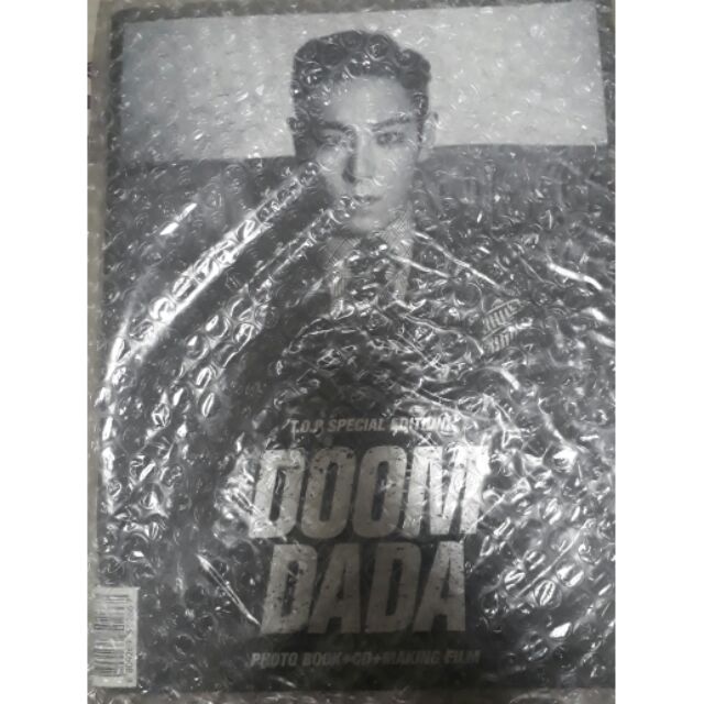 【韓国版】T.O.P DOOMDADA specialedition 写真集 楽天市場】T.O.P - Doom Dada : T.O.P Special Edition ［ CD +