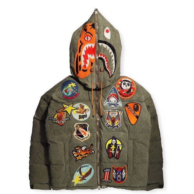 預購10月23號BAPE x Readymade TIGER SHARK DOWN JACKET 虎鯊羽絨外套