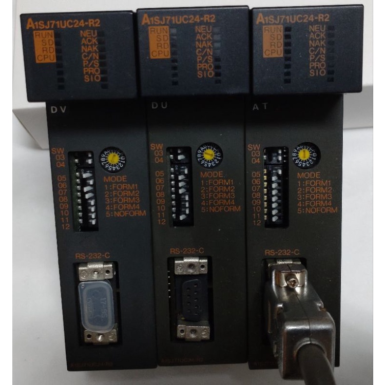 ☆未使用☆ 三菱 PLC A1SJ71UC24-R2 RS232C通信装置-