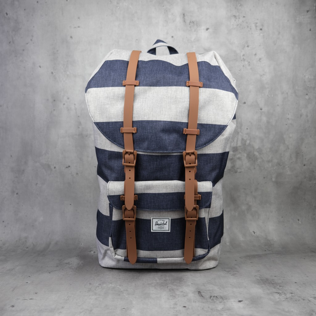 Herschel border clearance stripe