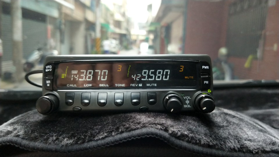 ケンウッド 逆輸入機 144&430MHz TM-V7A - アマチュア無線