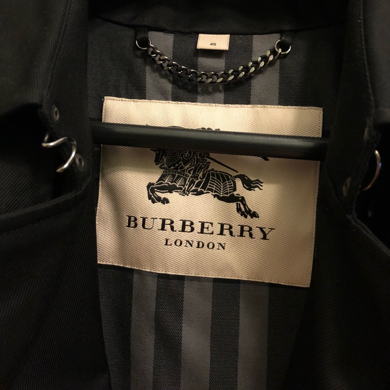 Burberry 男裝黑風衣外套經典London Trench系列近全新中版| 蝦皮購物