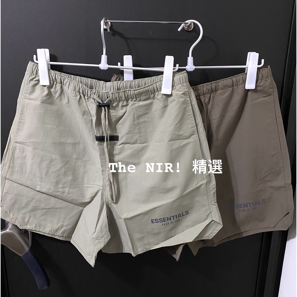 The NIR! 精選] FOG ESSENTIALS 反光尼龍短褲Volley Shorts 多尺寸顏色