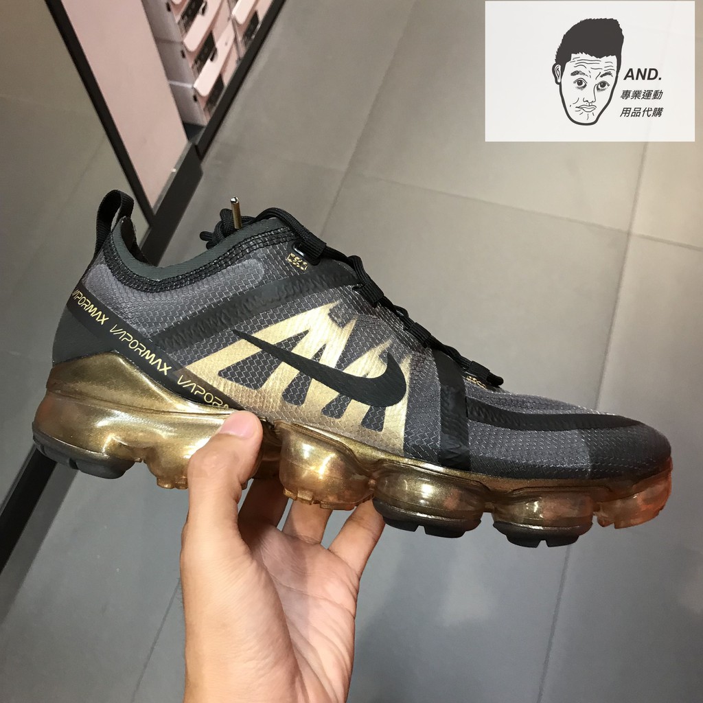 AND.】NIKE VAPORMAX 2019 全氣墊運動休閒黑金男款AR6631-002 | 蝦皮購物