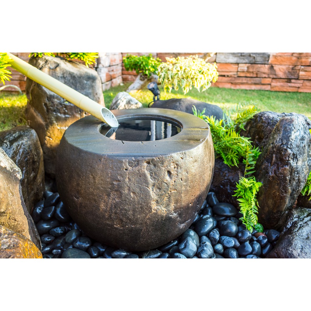 天然自然石・蹲・水鉢・向鉢・石鉢・オブジェ】