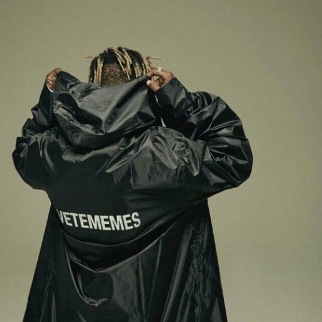 Simons vetements discount