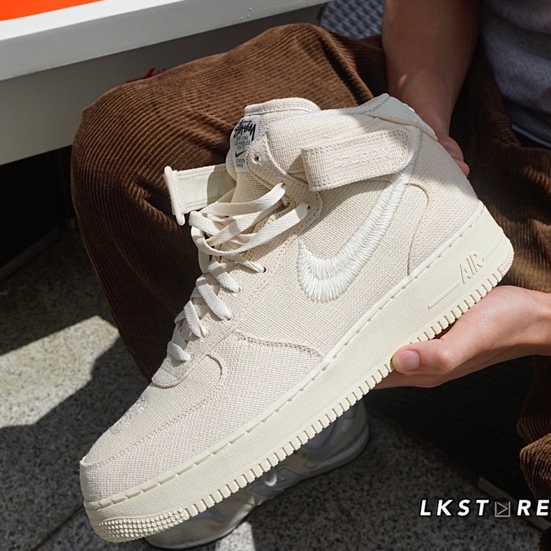 LKSTORE} NIKE AIR FORCE 1 X Stussy Mid 