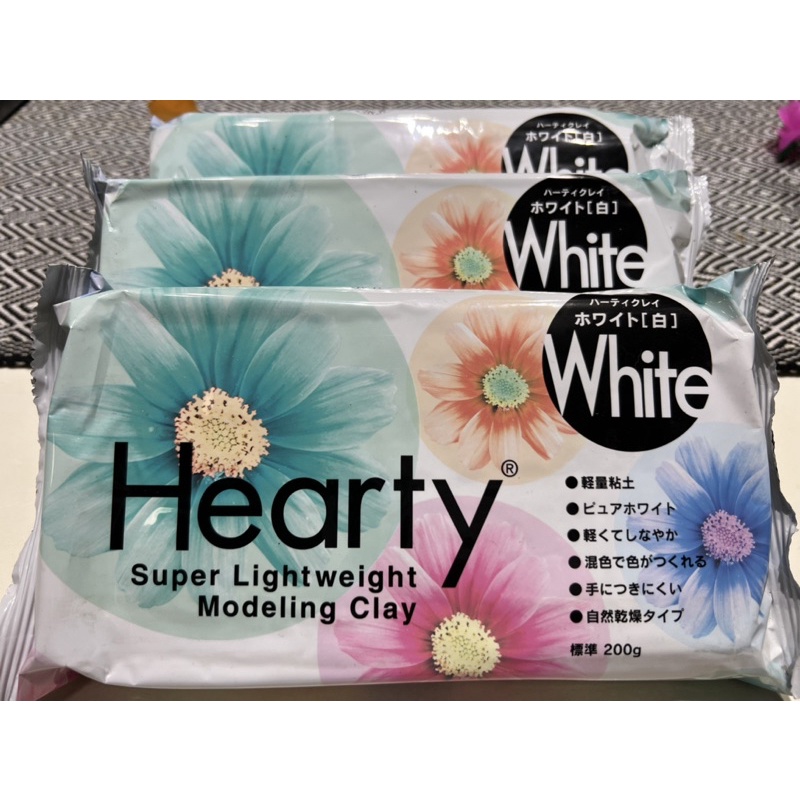 hearty-white-200