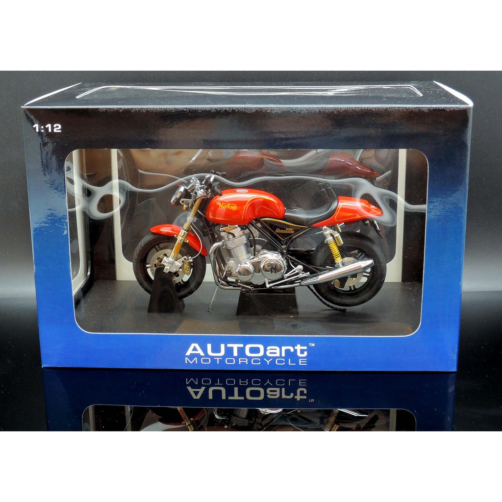 M.A.S.H】絕版福利價Autoart 1/12 Norton commando 952 orange M.A.S.H】絕版福利價Autoart 1/12 Norton commando 952 orange