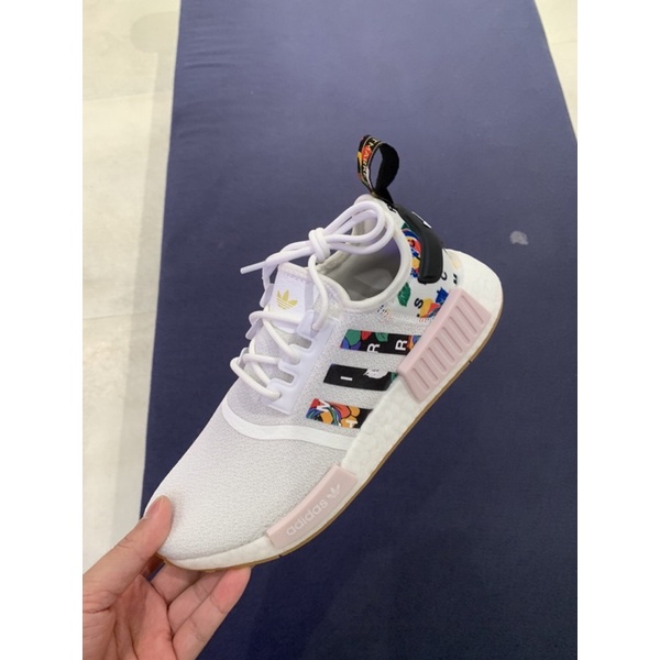 Adidas nmd r2 discount tiger