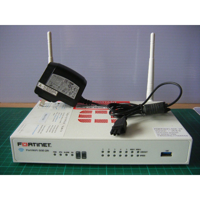 Fortinet FortiWifi FWF-50E-2R 無線UTM 授權至2022/2023/2024 附原廠電源