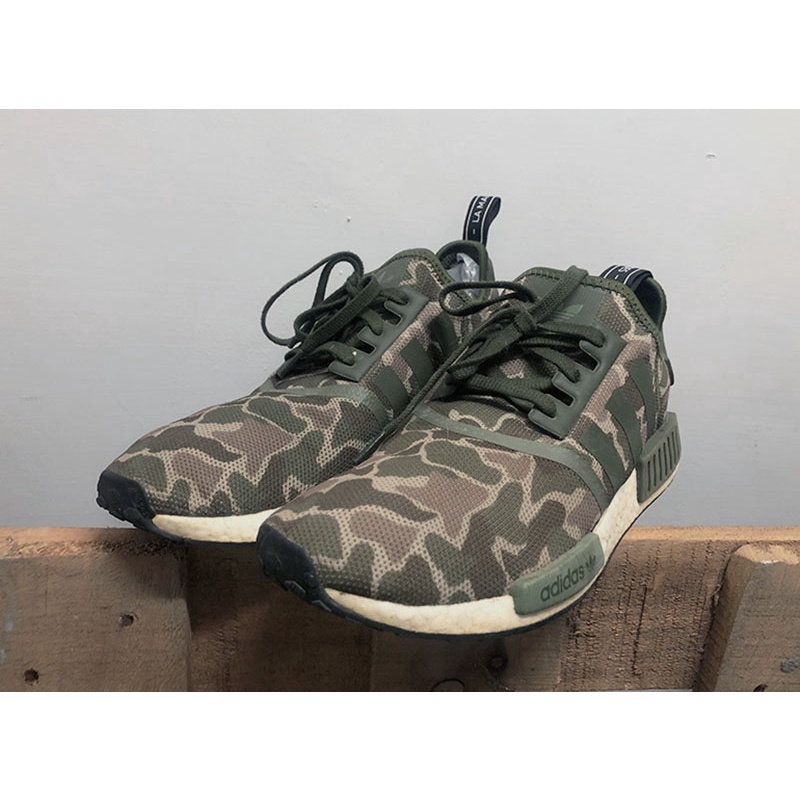 Adidas nmd outlet r2 green camo