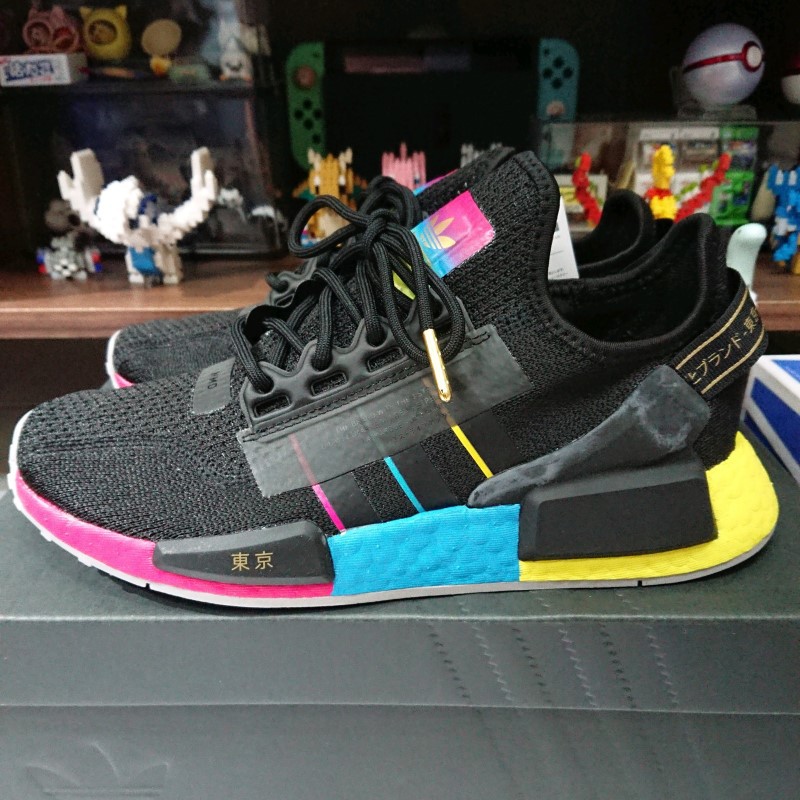 Adidas NMD R1 V2 Tokyo Nights FY1251