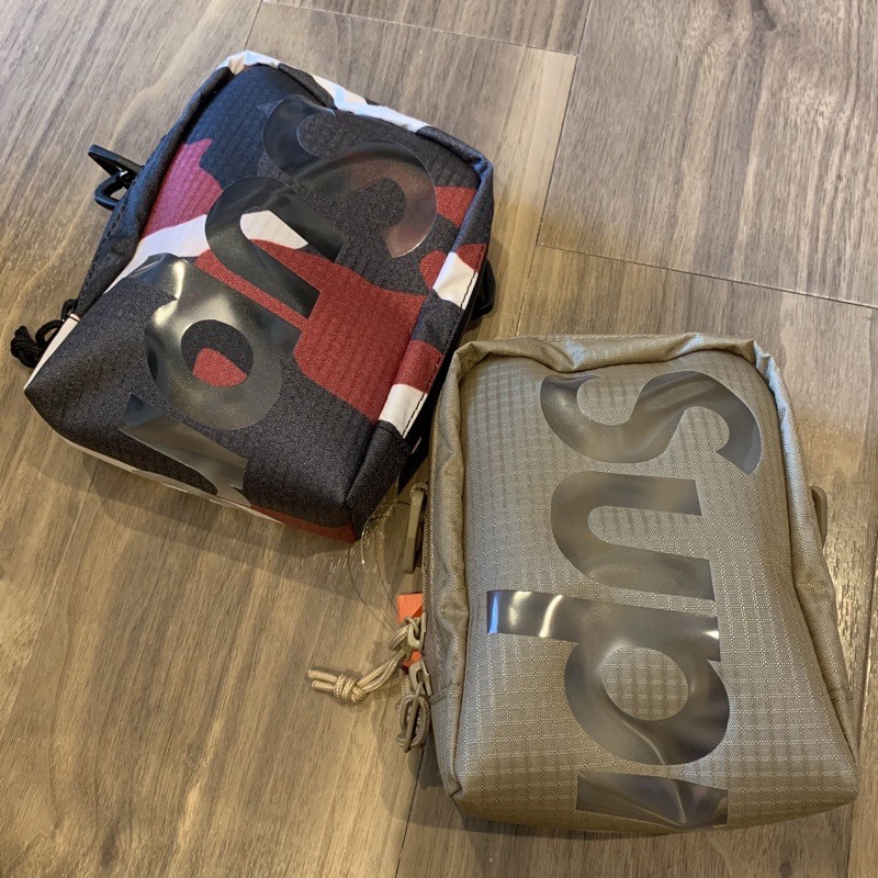 現貨「Supreme 2021 SS Neck pouch 側背小包」 | 蝦皮購物