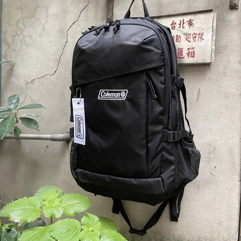 Via Coleman WALKER 33 33L BACKPACK