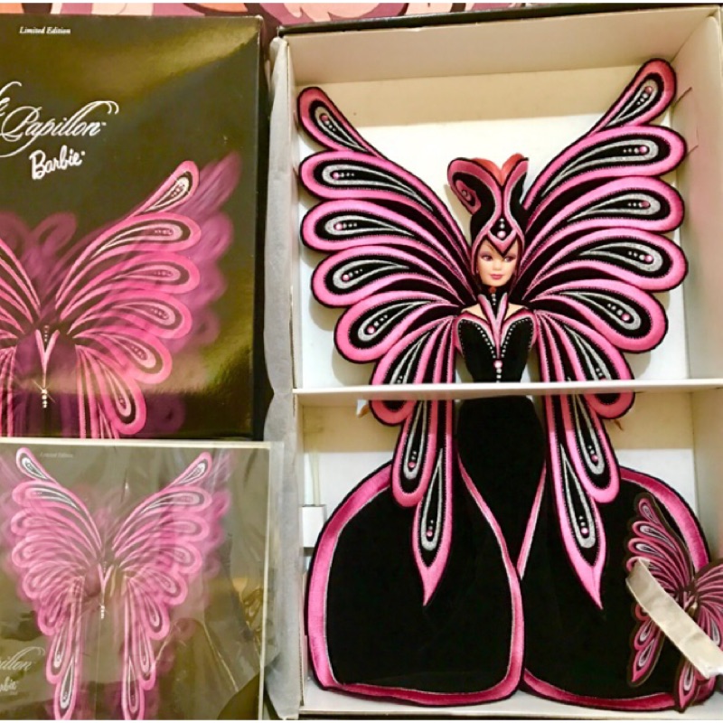 最後賠售低價！超限量收藏型 芭比娃娃 Bob Mackie 夜光粉蝶 | 蝦皮購物