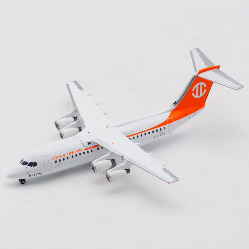 Dream Air 立榮航空UNI AIR BAe 146-300 B-1775 B-17811 1:200 | 蝦皮購物