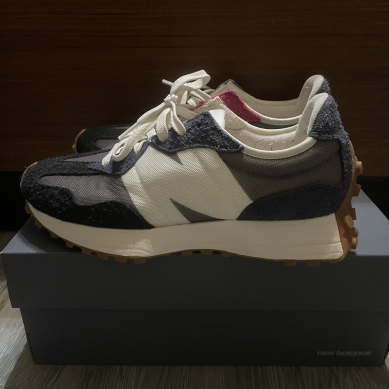 New Balance 327 MS327SFB 台灣公司貨8.5 26.5cm二手極新| 蝦皮購物