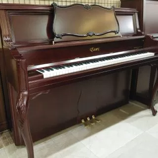 史坦威Steinway家族產品Essex直立鄉村法式116二手鋼琴中古鋼琴