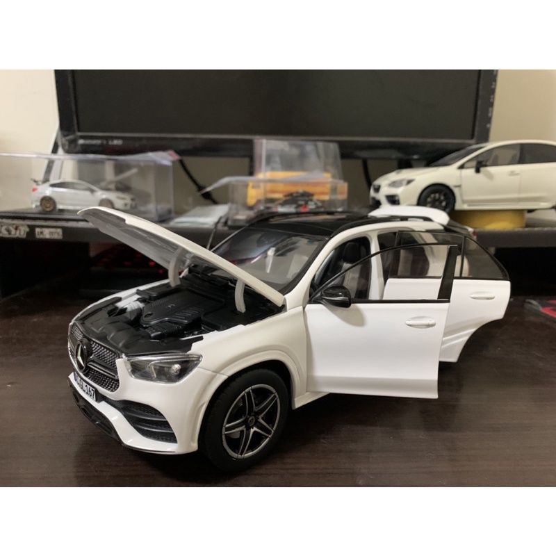△NOREV 1/18 メルセデス ベンツ Benz GLE SUV 2019 白（Norev 1