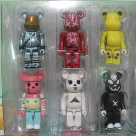 MiKi> 現貨BE@RBRICK 100% 庫柏力克熊日本/香港/新加坡玩具反斗城限定6