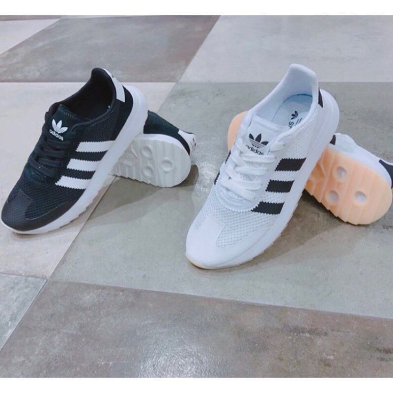 Adidas hotsell original flashback