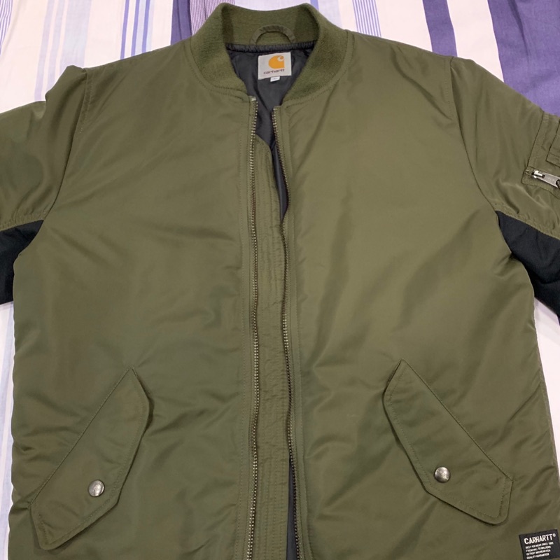 Carhartt WIP Ashton Bomber Jacket 軍綠M號$1980就可以帥一個冬天啦