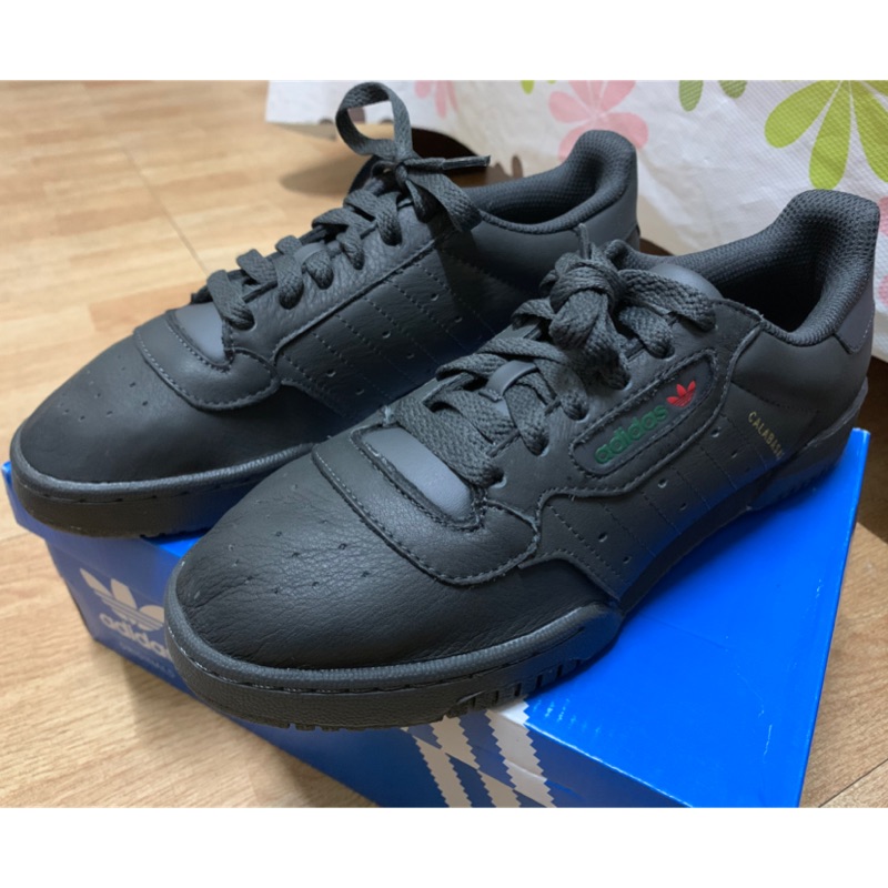 Calabasas clearance black shoes