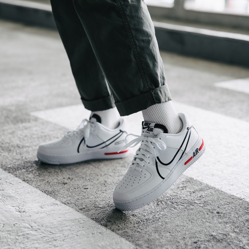 NIKE AIR FORCE 1 REACT D MS X CD4366 100
