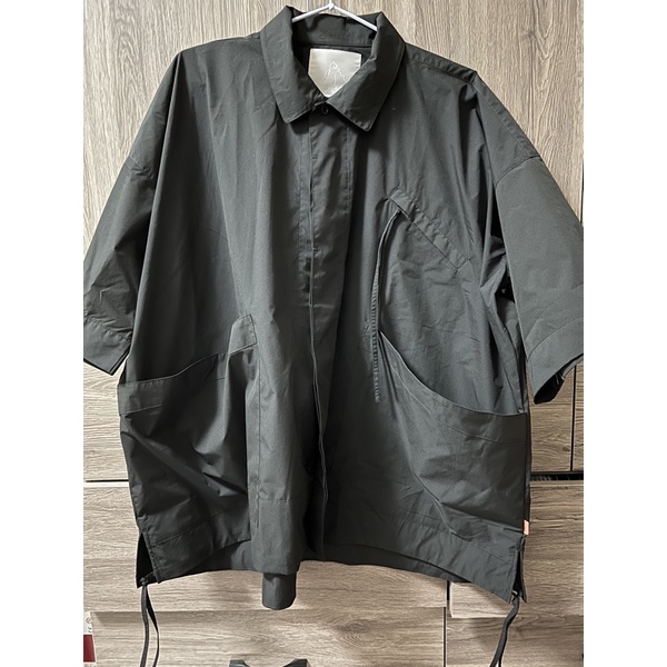 已售出Goopi GNV-01 soft box oversized shirt 3號| 蝦皮購物