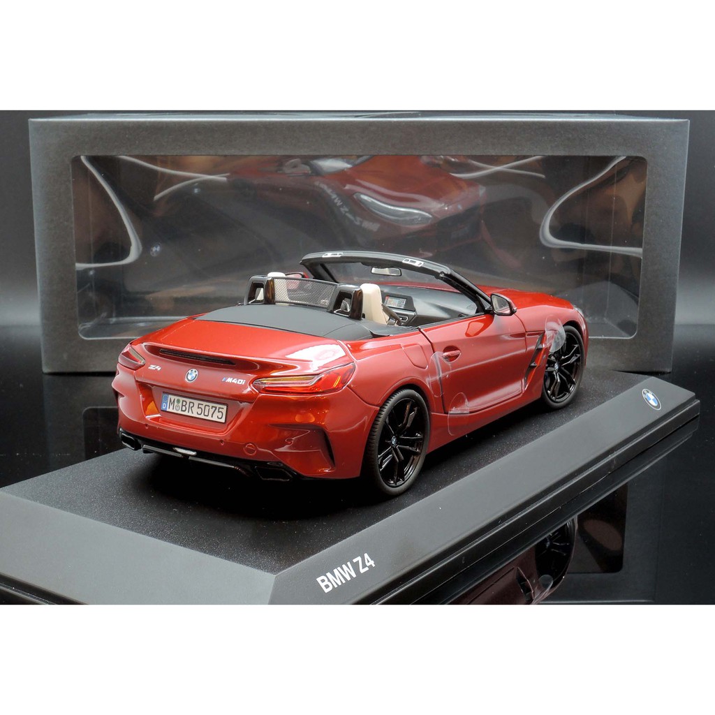 【ディーラー特注】BMW Z4 (G29) 2019 1/18  ノレブミニカー ディーラー特注】BMW Z4 (G29) 2019 1/18 ノレブミニカー