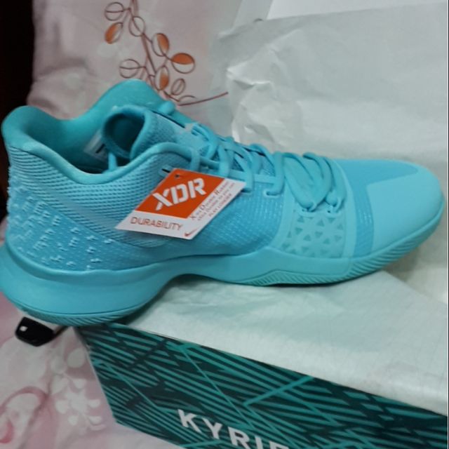 Tiffany blue kyrie on sale 3