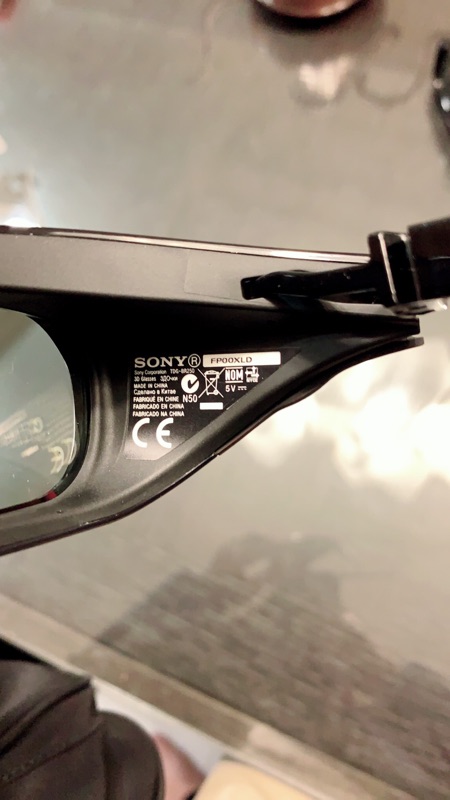 9.5成新二手」SONY BRAVIA 專用3D眼鏡TDG-BR250 /充電式索尼公司 9.5成新二手」SONY BRAVIA 專用3D眼鏡TDG-BR250 /充電式索尼公司