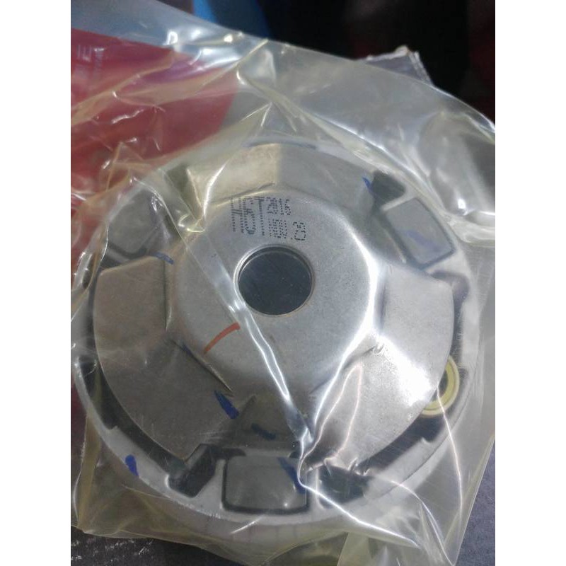 『油工廠』SYM 三陽 H6T 滑動驅動盤 原廠 通用 戰將/高手/R1 125車系 普利盤 總成 | 蝦皮購物