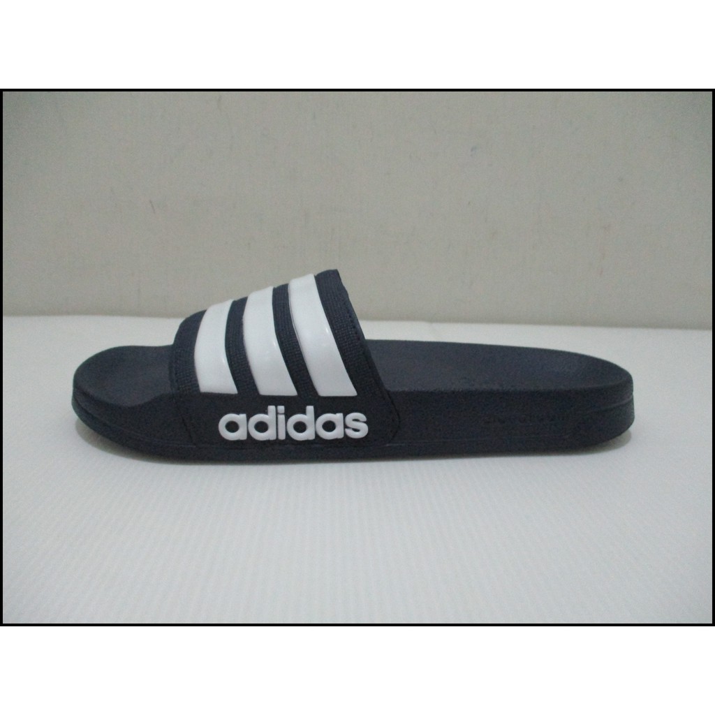aq1703 adidas