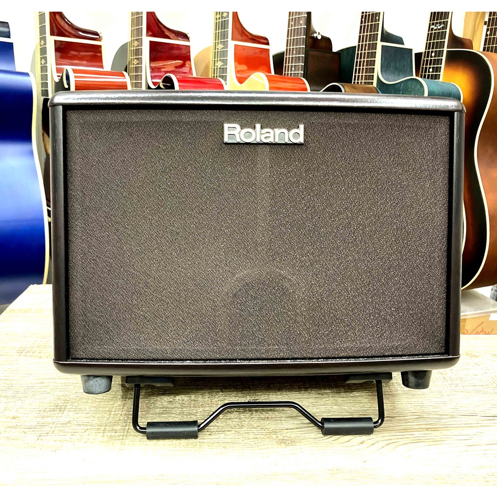藝響樂器] Roland AC-33-RW 木吉他音箱擴音器30瓦街頭藝人自彈自