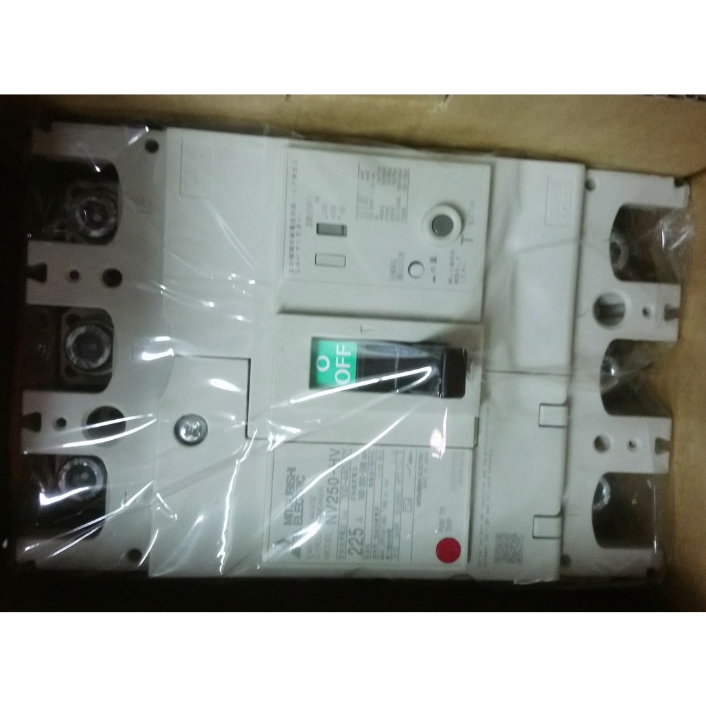日本三菱漏電斷路器NV250-HV 3P 225A 100-440VAC 100.200.500mA 125KA