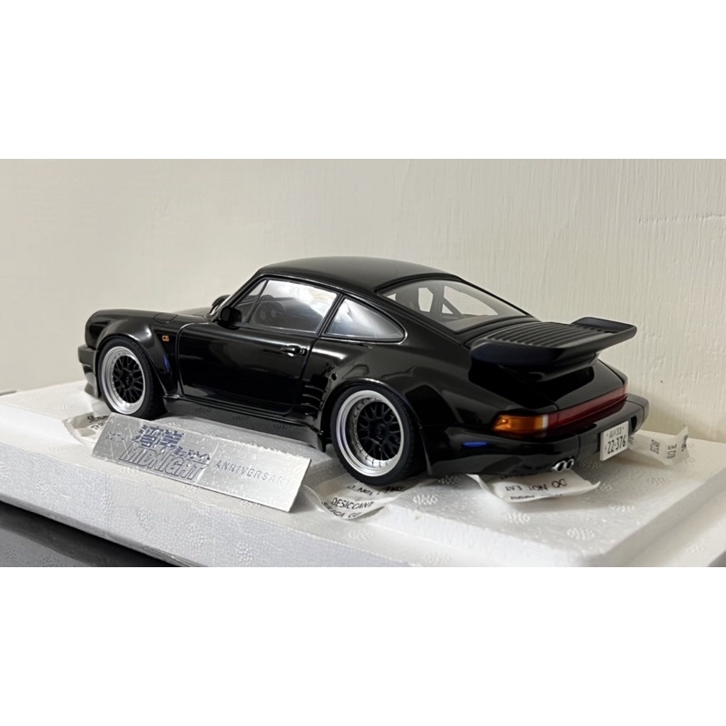 灣岸30週年版) 全新Autoart PORSCHE 911 (930) TURBO 