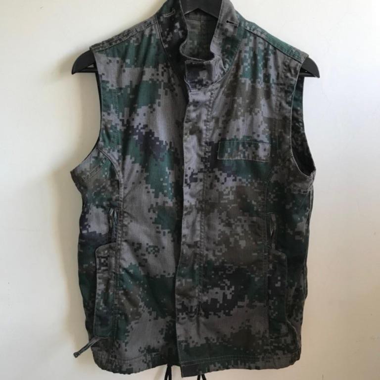 Hare camo vest | 蝦皮購物