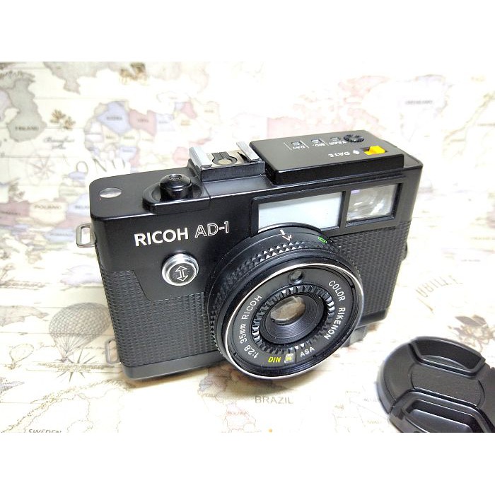 【跳蚤小舖子】美品 Ricoh AD-1 / 35/2.8 ---發條過片輕便底片相機