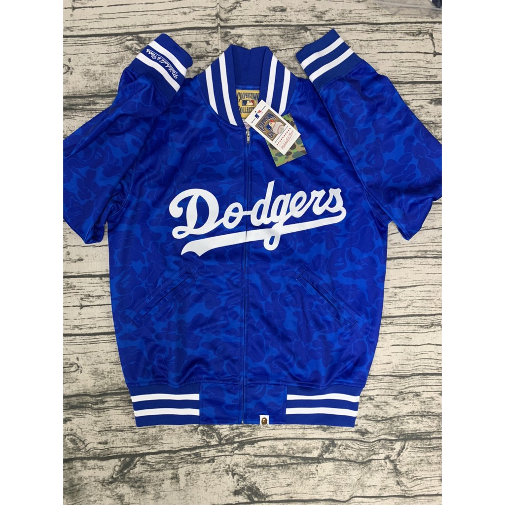 全新BAPE x Los Angeles Dodgers x Mitchell and Ness 道奇棒球外套