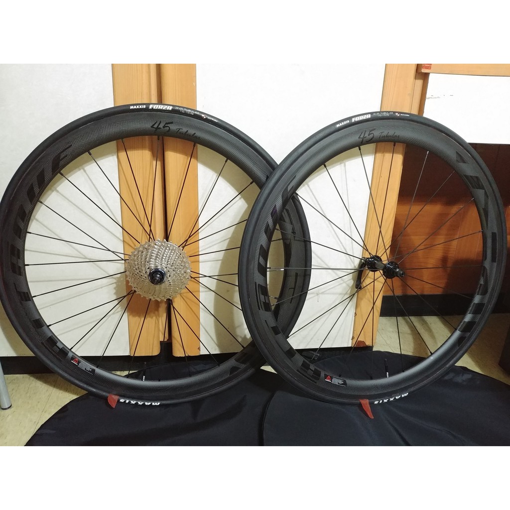 Attaque アタッキ カーボンホイール 50mm グスト アタッキ カーボン