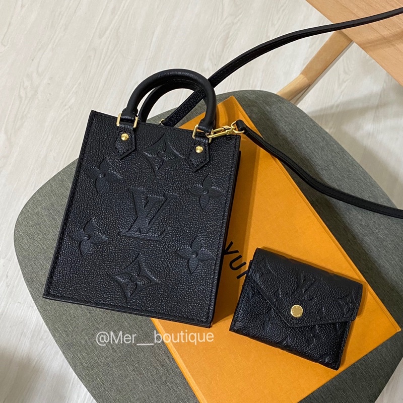 Louis vuitton petit sac plat monogram hot sale