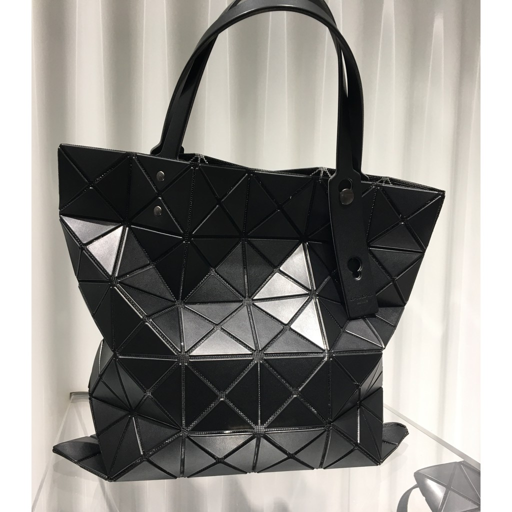 BB Issey Miyake Bao Bao 6x6 LUCENT MATTE