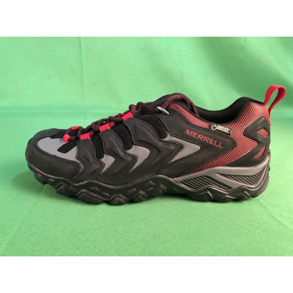 Merrell on sale chameleon ventilator