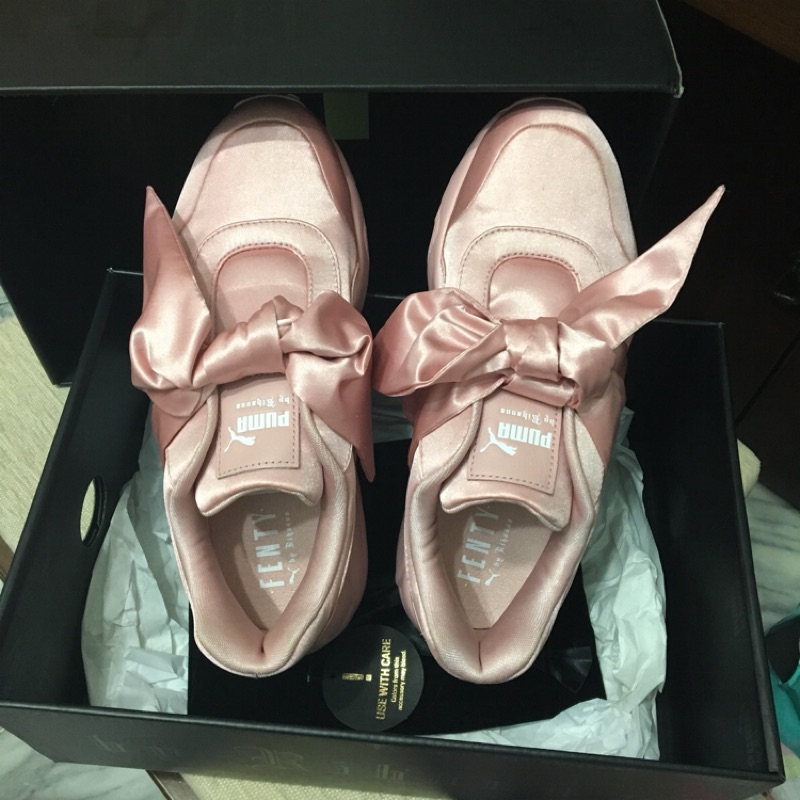 割愛價！PUMA x Rihanna Fenty Bow Sneaker