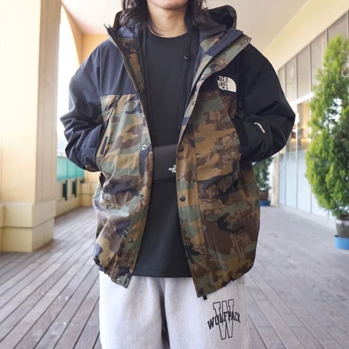 NERD} 台中TNF NOVELTY MOUNTAIN LIGHT JACKET 迷彩登山夾克np62135