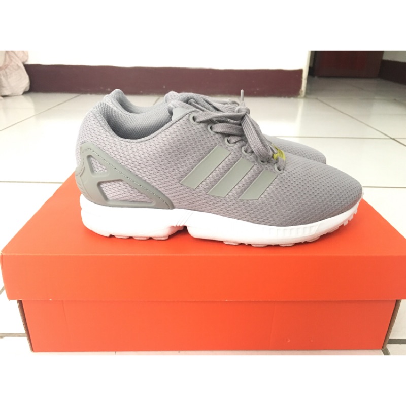 Adidas original 2025 zx flux