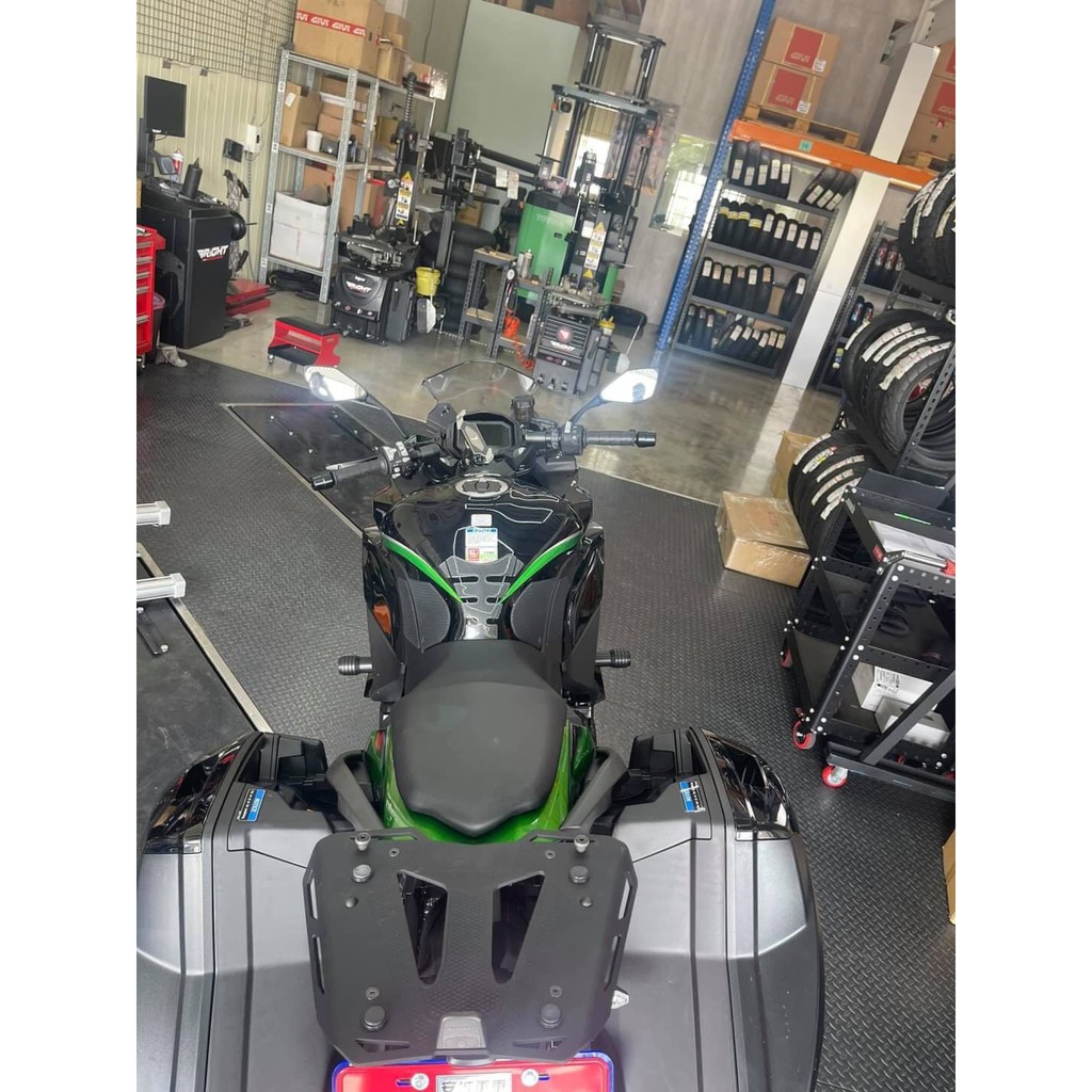 Moto Dream 重機部品] GIVI 4130FZ 後箱架KAWASAKI NINJA 1000 SX